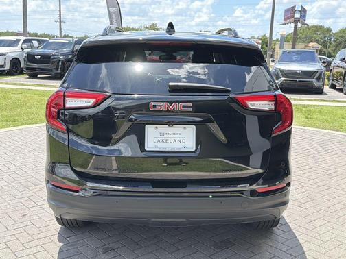 Ebony Twilight Metallic 2024 GMC Terrain SLT