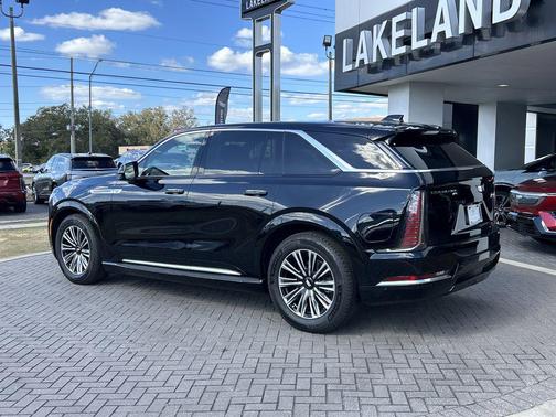 2026 Cadillac Escalade IQ Luxury