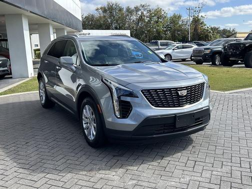 2023 Cadillac XT4 Luxury