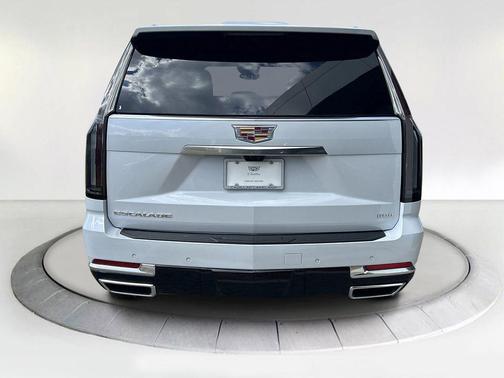 2026 Cadillac Escalade Luxury