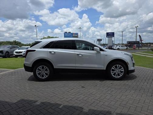 2025 Cadillac XT5 Luxury