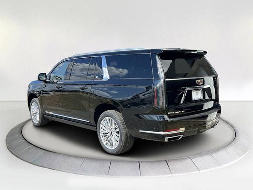 2026 Cadillac Escalade ESV Luxury