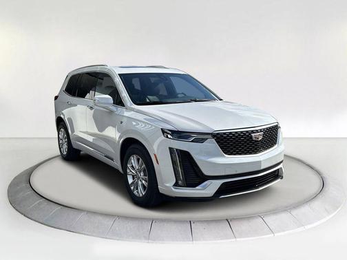 2025 Cadillac XT6 Luxury FWD