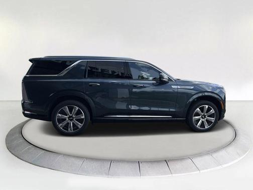 2026 Cadillac Escalade IQ Luxury