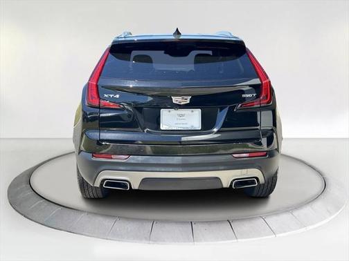 2021 Cadillac XT4 Premium Luxury