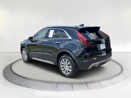 2021 Cadillac XT4 Premium Luxury