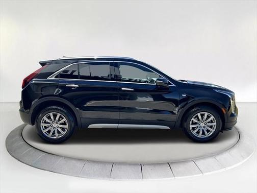 2021 Cadillac XT4 Premium Luxury