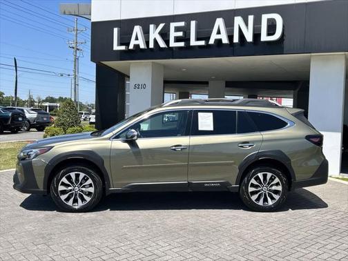 2025 Subaru Outback Touring XT