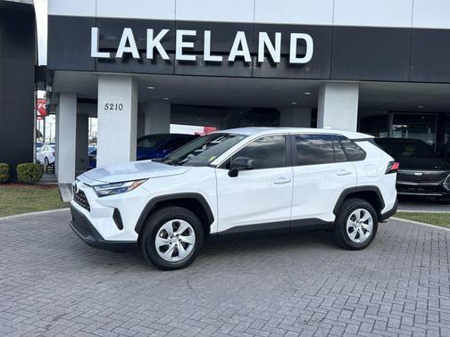 2024 Toyota RAV4 LE
