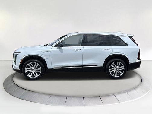 2026 Cadillac VISTIQ Luxury