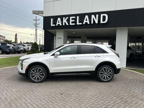 2025 Cadillac XT4 Sport
