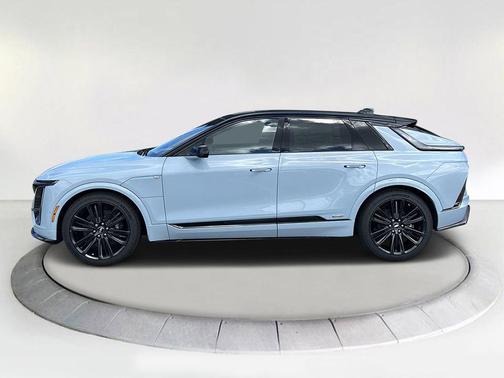 2026 Cadillac LYRIQ V