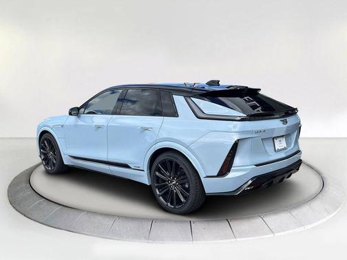 2026 Cadillac LYRIQ V