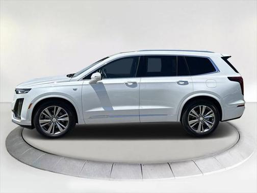 2025 Cadillac XT6 Premium Luxury FWD