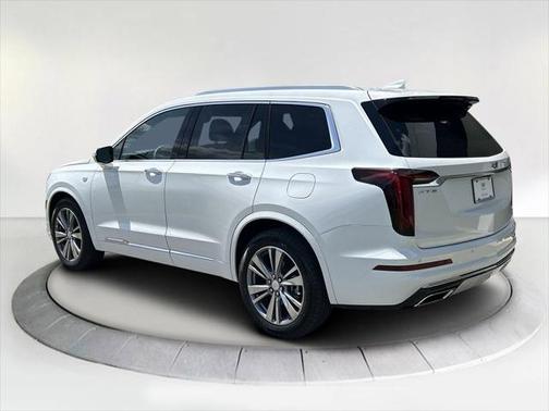 2025 Cadillac XT6 Premium Luxury FWD