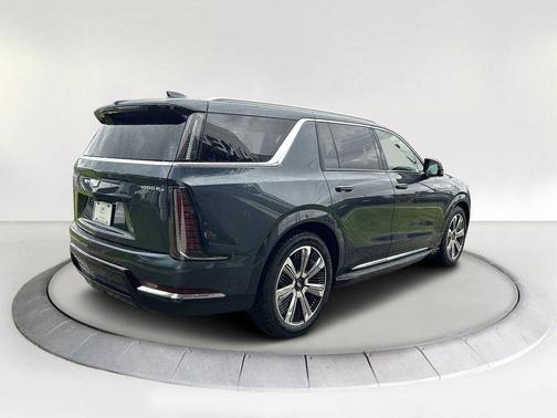 2026 Cadillac Escalade IQ Luxury