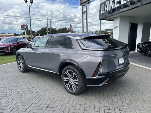 2026 Cadillac LYRIQ Premium Luxury