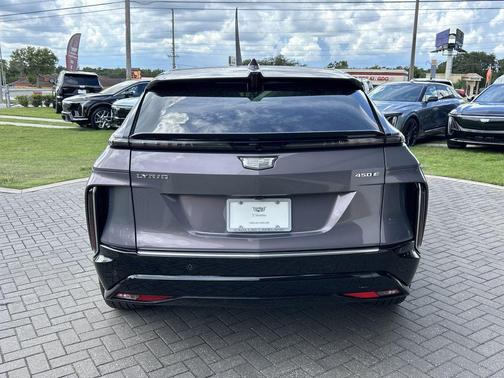 2026 Cadillac LYRIQ Premium Luxury