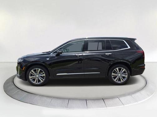 Stellar Black Metallic 2025 Cadillac XT6 Premium Luxury FWD