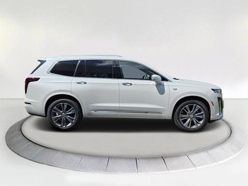 2025 Cadillac XT6 Premium Luxury FWD
