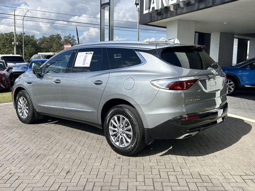 2023 Buick Enclave Essence FWD