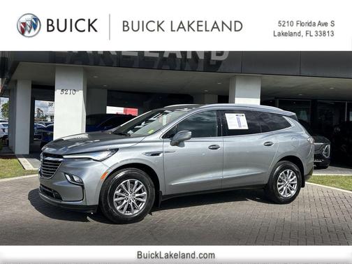 2023 Buick Enclave Essence FWD