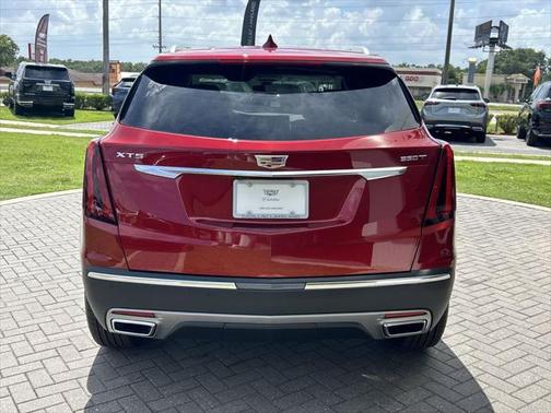 2025 Cadillac XT5 Premium Luxury
