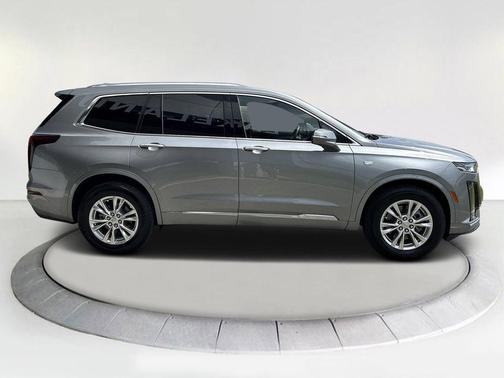2025 Cadillac XT6 Luxury FWD