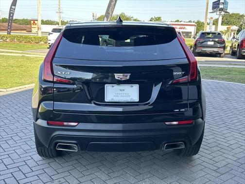 2023 Cadillac XT4 Luxury