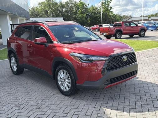 Barcelona Red Metallic 2023 Toyota Corolla Cross LE