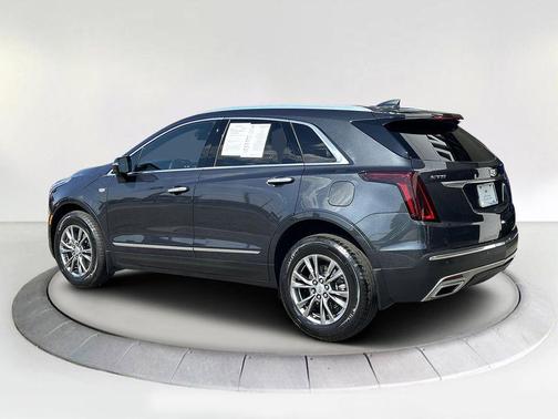 2022 Cadillac XT5 Premium Luxury