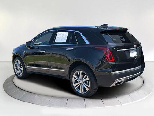 Black Metallic 2024 Cadillac XT5 Premium Luxury
