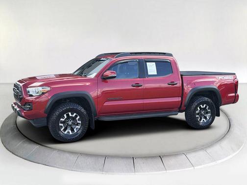 Barcelona Red Metallic 2017 Toyota Tacoma TRD Off Road