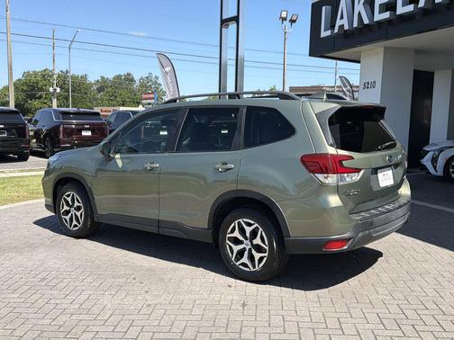 Jasper Green Metallic 2020 Subaru Forester Premium