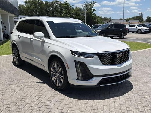 Crystal White 2025 Cadillac XT6 Premium Luxury FWD