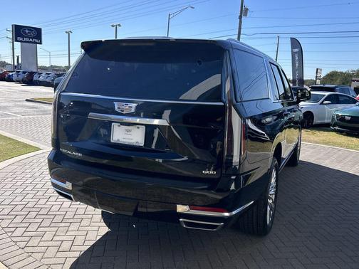 2026 Cadillac Escalade ESV Luxury