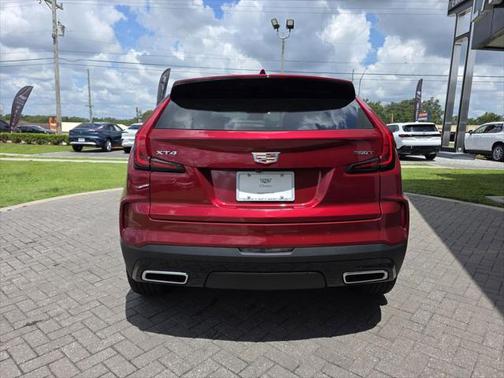 2025 Cadillac XT4 Premium Luxury
