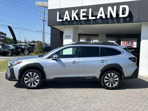 2025 Subaru Outback Touring