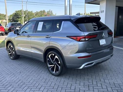 2022 Mitsubishi Outlander SEL 2.5 2WD