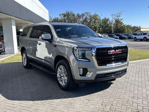 2024 GMC Yukon XL SLE
