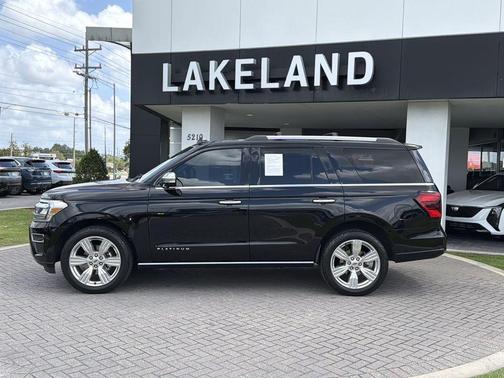Black Metallic 2024 Ford Expedition Platinum