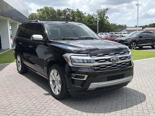 Black Metallic 2024 Ford Expedition Platinum