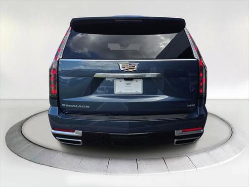 2025 Cadillac Escalade Premium Luxury