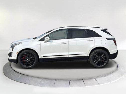 2026 Cadillac XT5 Sport