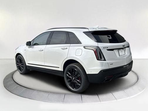 2026 Cadillac XT5 Sport