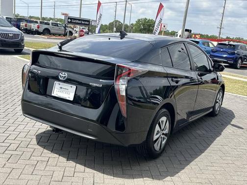 2016 Toyota Prius Three