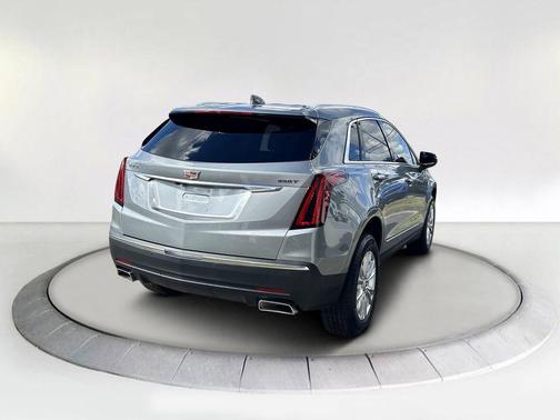 2025 Cadillac XT5 Luxury