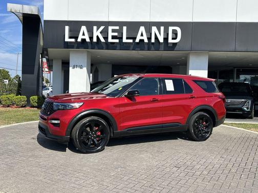 2021 Ford Explorer ST