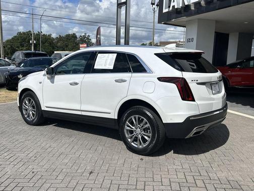 2022 Cadillac XT5 Premium Luxury