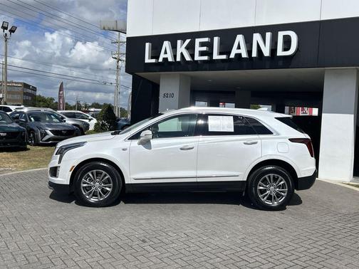 2022 Cadillac XT5 Premium Luxury